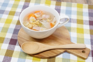 ひと振りで簡単味付け！ハーブ香るポトフ